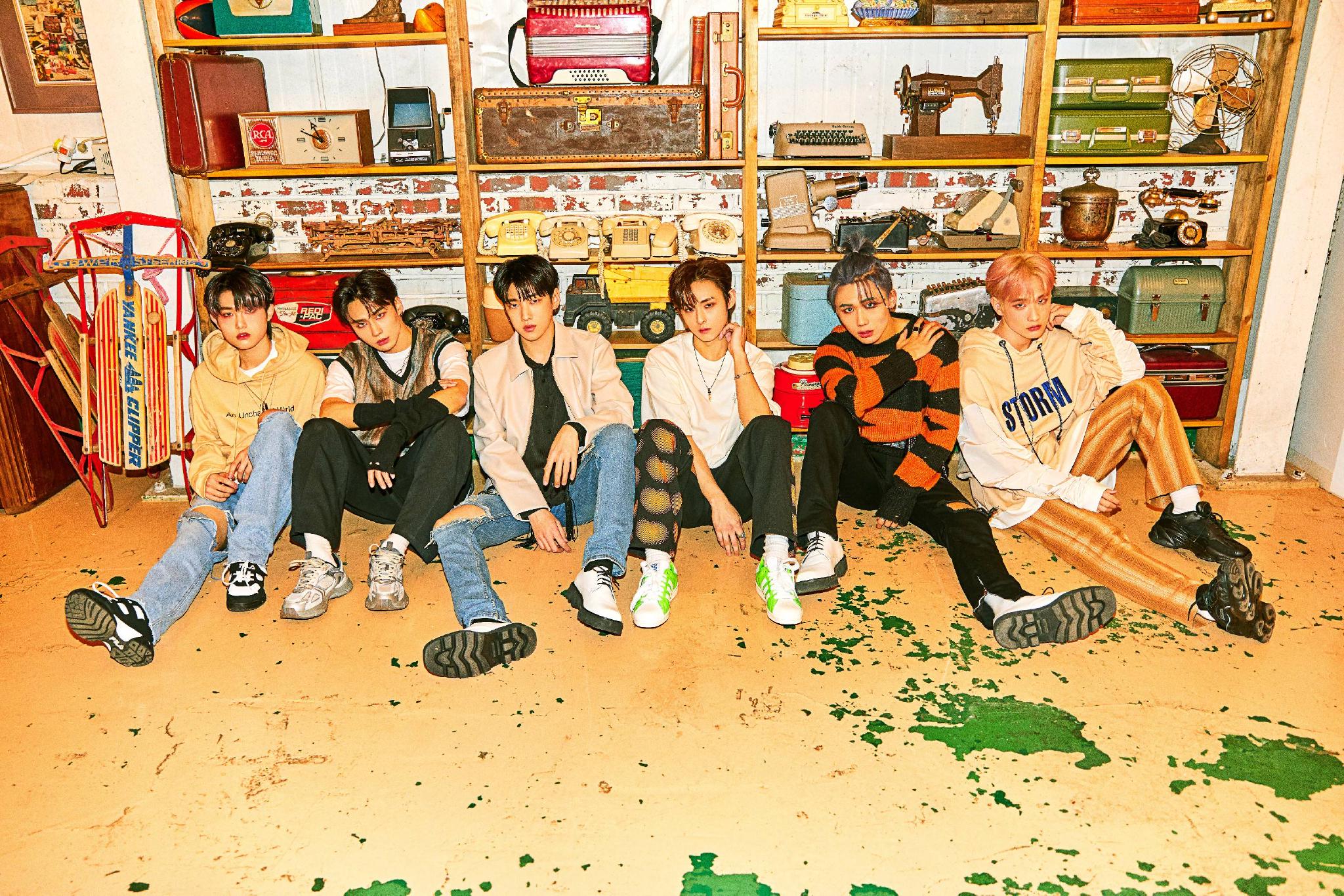 回归的dkz改组为六人组形式再次出发,成员朴宰灿在" semantic error "