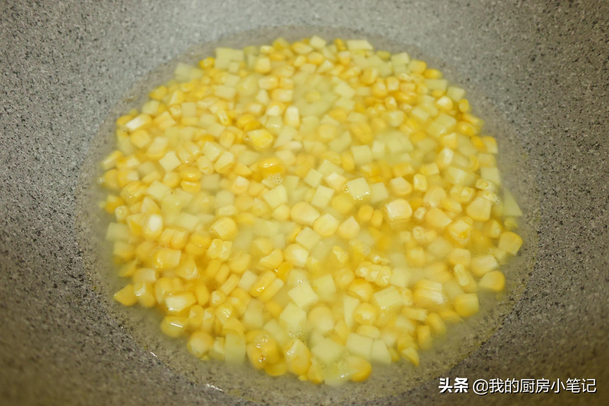 秋冬暖心奶香玉米汤,小朋友版土豆玉米浓汤,喝起来香香甜甜