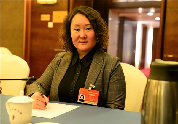 程芳代表:将河南省会郑州打造成"黄河文明之都"