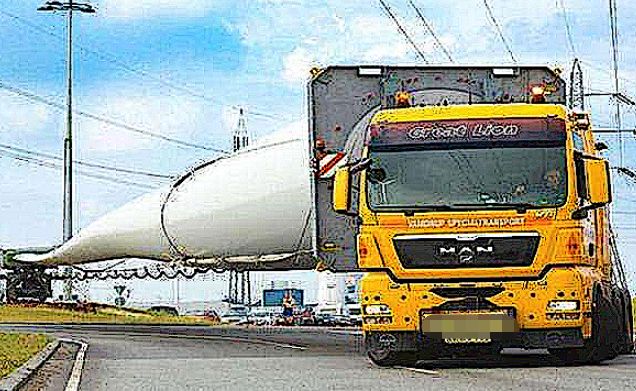 世界上最长的卡车,全长1600米,比火车都要长