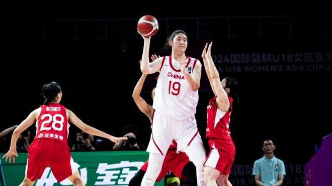 狂轰44分14篮板！率队打爆日本，张子宇彻底证明自己！|张子宇|女篮|篮板_新浪新闻