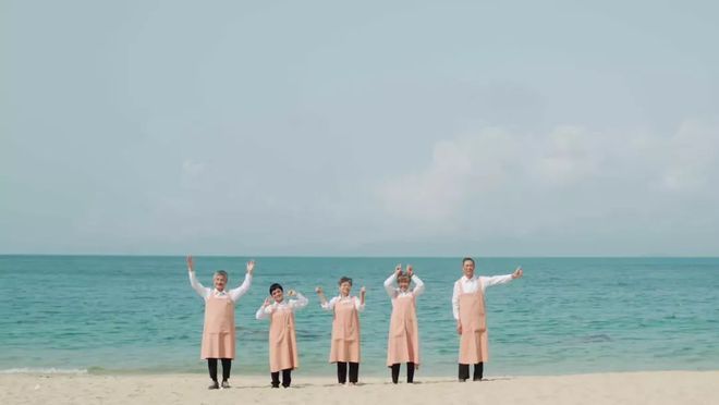 黄渤这部综艺节目,只为了告知一个真相:被遗忘的老人们有多无奈休闲区蓝鸢梦想 - Www.slyday.coM 黄渤这部综艺节目,只为了告知一个真相:被遗忘的老人们有多无奈休闲区蓝鸢梦想 - Www.slyday.coM