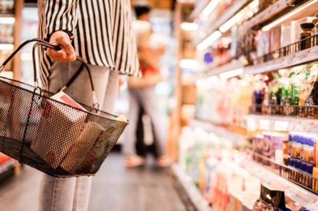 消费对gdp_2021年最终消费支出对经济增长贡献率为65.4%消费结构持续改善