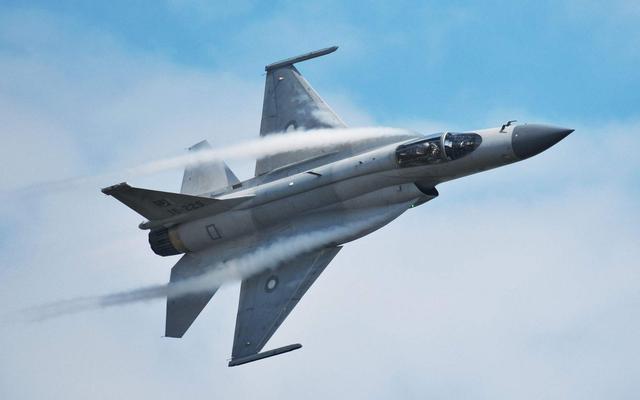 普京的报复开始了！警告英国敢支持乌克兰，俄军就去阿根廷搞军援休闲区蓝鸢梦想 - Www.slyday.coM