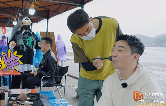 《快乐再出发》制片人道歉,魏晨回复惹争议,网友:格局太小休闲区蓝鸢梦想 - Www.slyday.coM 《快乐再出发》制片人道歉,魏晨回复惹争议,网友:格局太小休闲区蓝鸢梦想 - Www.slyday.coM