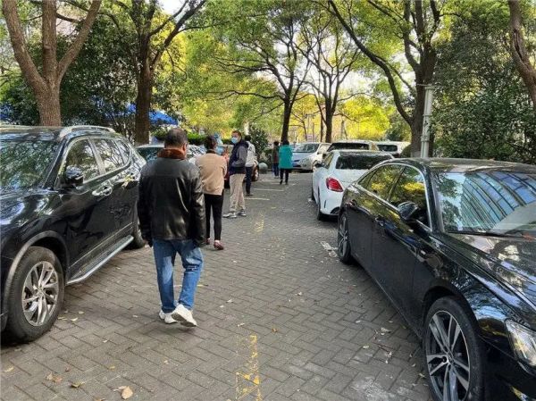 上海全市开展核酸检测！现场直击休闲区蓝鸢梦想 - Www.slyday.coM