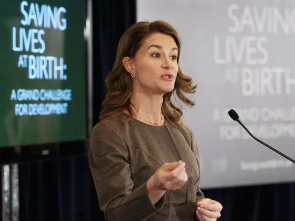 比尔|梅琳达|斯特凡妮_新浪新闻