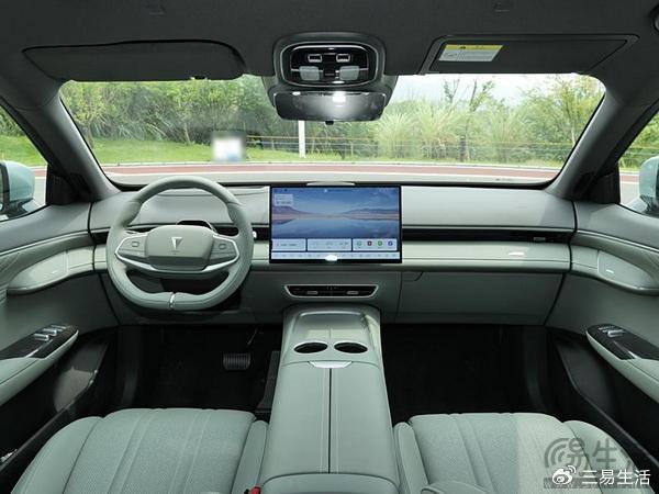 6.99万元起，深蓝S07的纯电车型该怎么选"