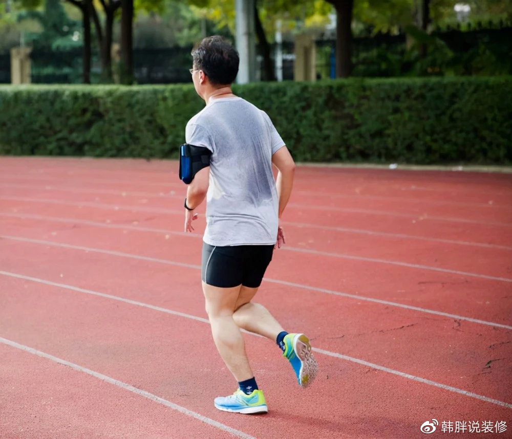 二,大汗,剧烈运动之后别洗澡,有猝死的风险