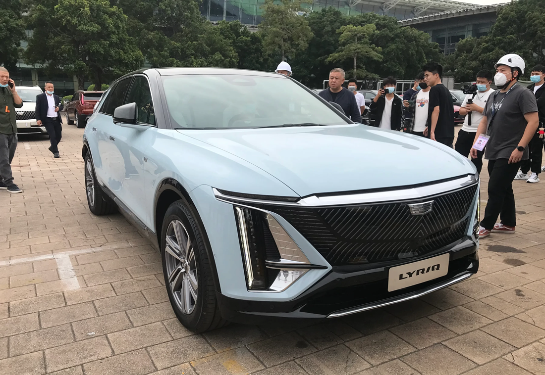 作为一款中大型纯电动suv,凯迪拉克lyriq基于通用奥特能平台打造,较