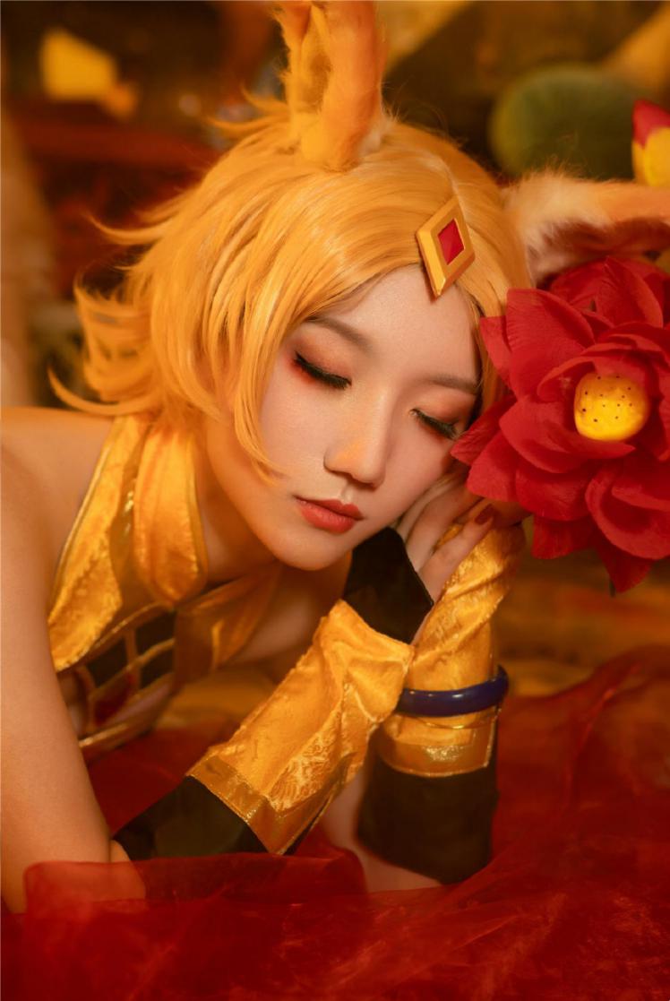 梦幻妲己cos上线,谁不喜欢金发妹妹呢|妲己|小姐姐|草丛_新浪新闻