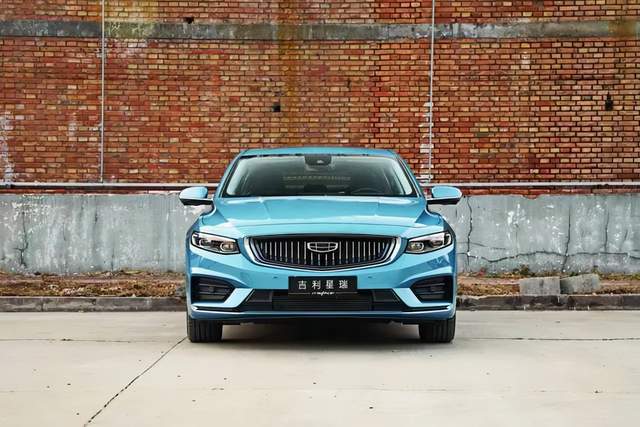 2.0T大对决 星瑞遇强敌 竟然价格都没优势