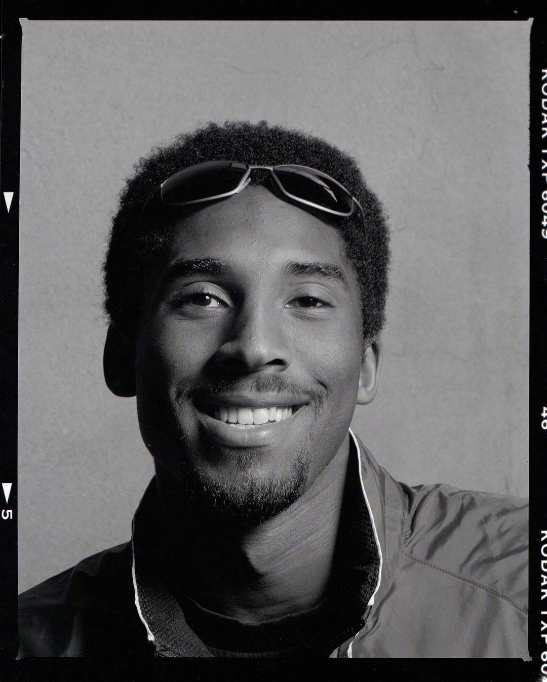 分享一组科比的早期写真