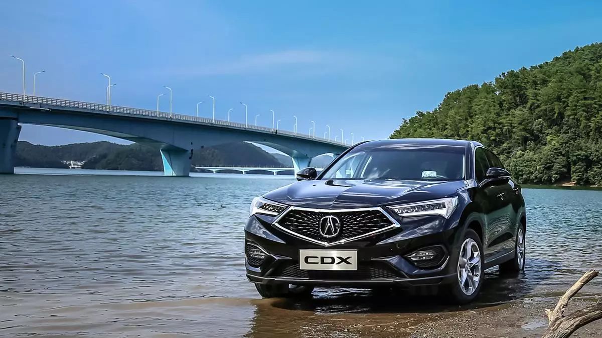 讴歌cdx车型动力依然搭载1.5t涡轮增压发动机,并且提供了2.