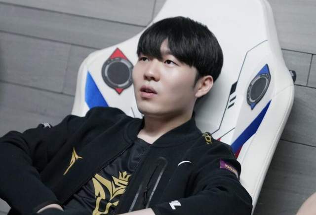 S12各战队积分更新,EDG分数太低,进入世界赛仅剩理论可能休闲区蓝鸢梦想 - Www.slyday.coM S12各战队积分更新,EDG分数太低,进入世界赛仅剩理论可能休闲区蓝鸢梦想 - Www.slyday.coM