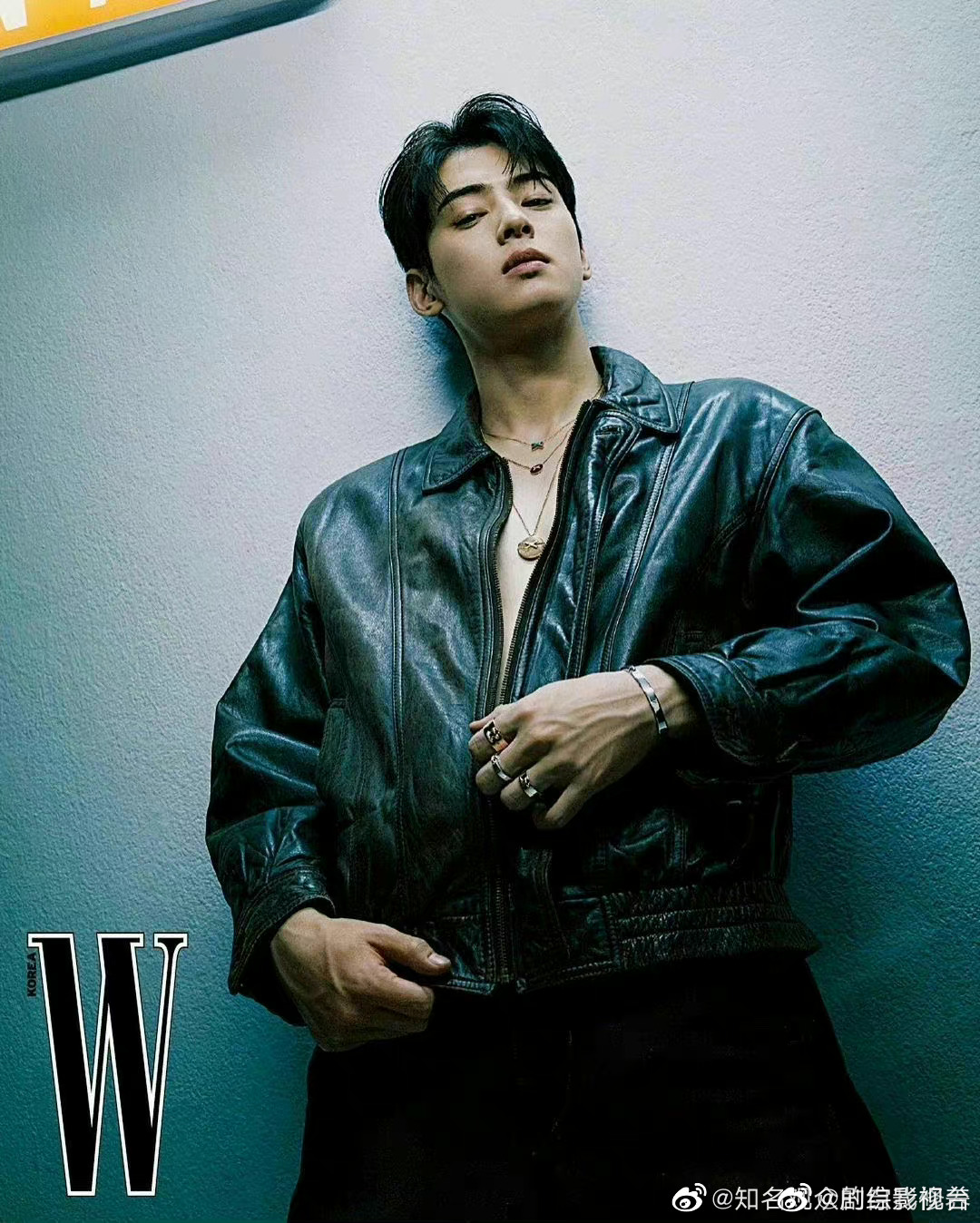 车银优《w korea》11月刊画报来啦,这身材这肌肉线条太绝了吧!