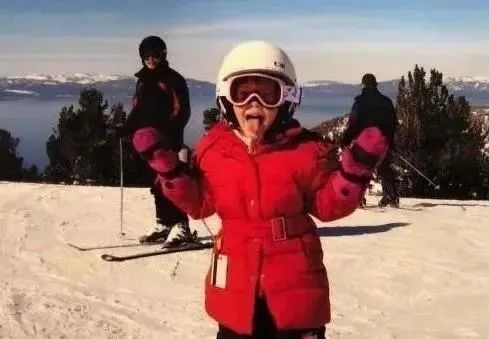 谷爱凌冬奥首秀!天才美少女+斯坦福学霸是怎么炼成的?休闲区蓝鸢梦想 - Www.slyday.coM 谷爱凌冬奥首秀!天才美少女+斯坦福学霸是怎么炼成的?休闲区蓝鸢梦想 - Www.slyday.coM