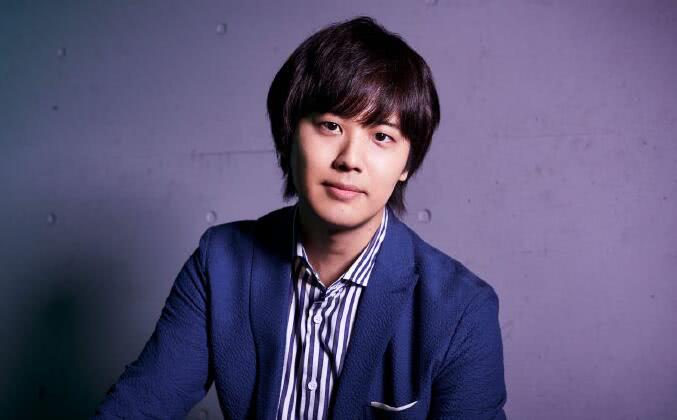 三浦佑太郎妻子牧野,长相十分漂亮,翻看其照片,长相似章子怡林志玲