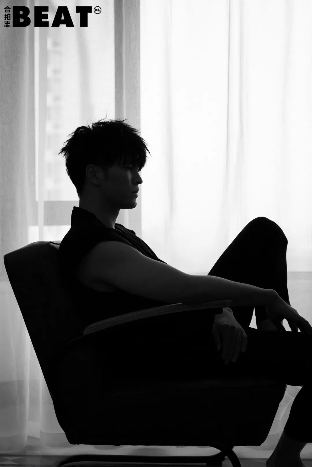 徐峰最新春日大片曝光演绎一日完美男友解锁更多可能