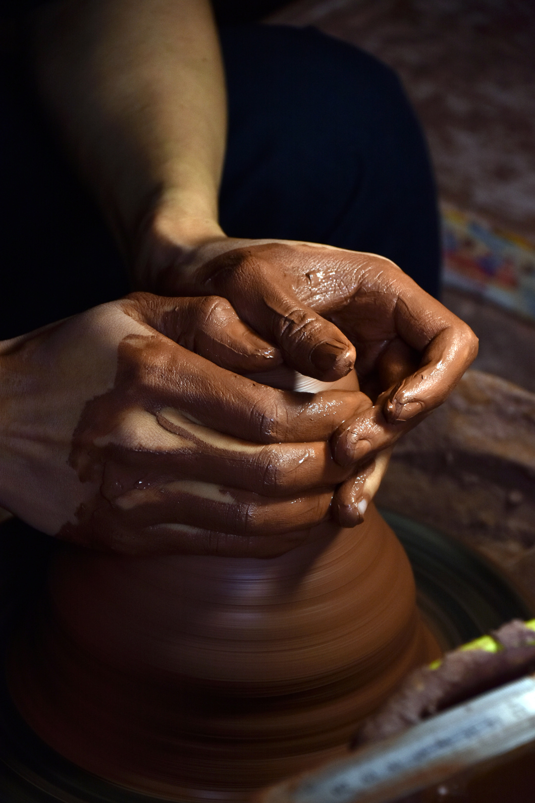 她的梦想是把广西向世界展现 | 非遗坭兴陶文创