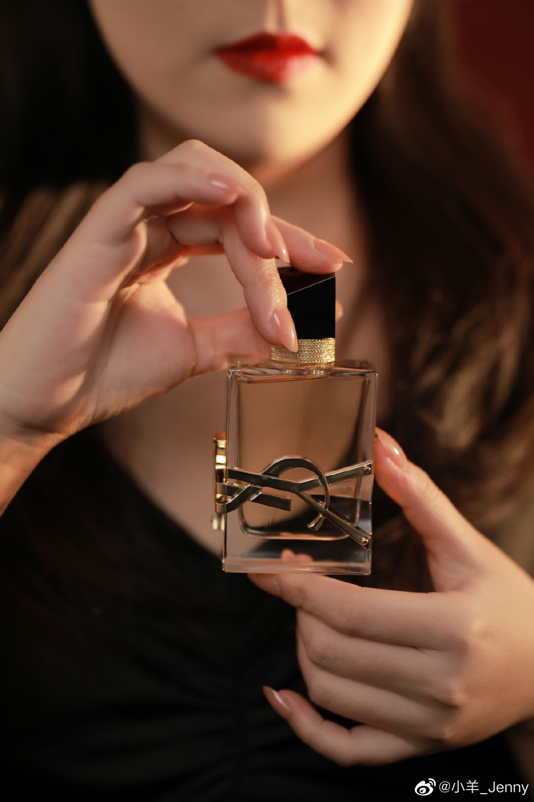 最近真的迷上了YSL这瓶自由之水……