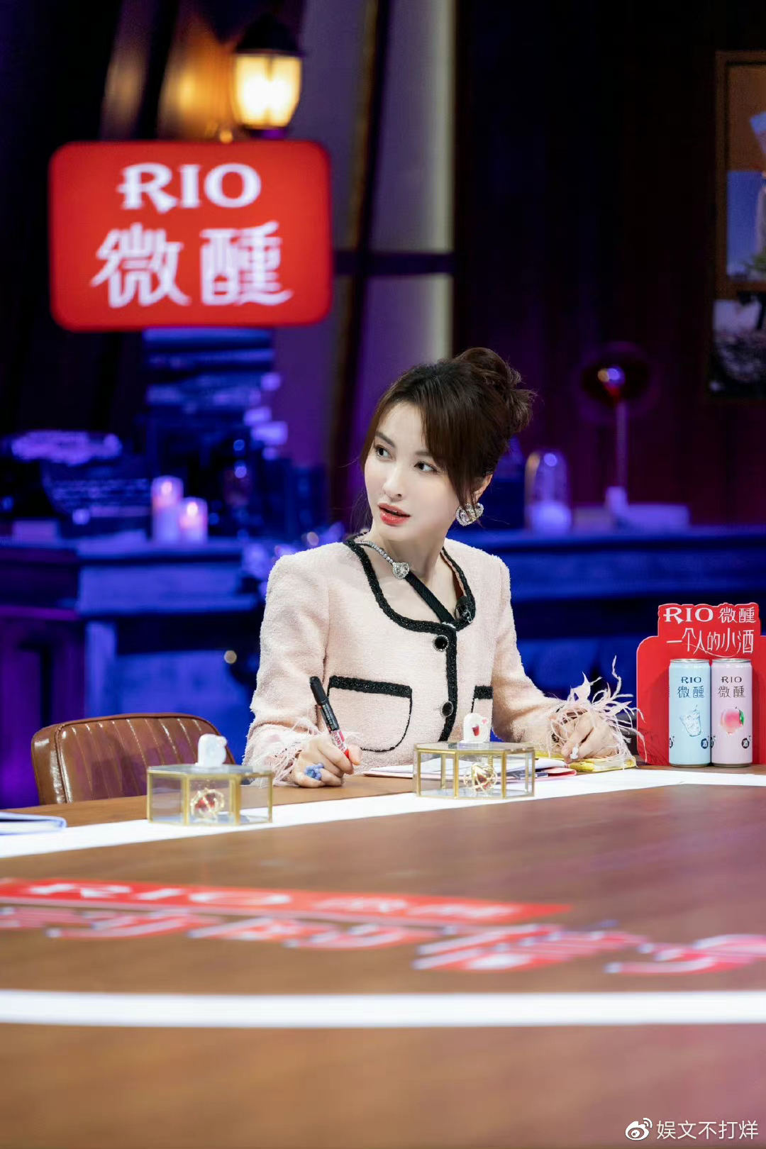 吴昕《心动的信号5》沉浸爱的氛围 赞嘉宾是勇敢追爱的“孤勇者”休闲区蓝鸢梦想 - Www.slyday.coM 吴昕《心动的信号5》沉浸爱的氛围 赞嘉宾是勇敢追爱的“孤勇者”休闲区蓝鸢梦想 - Www.slyday.coM