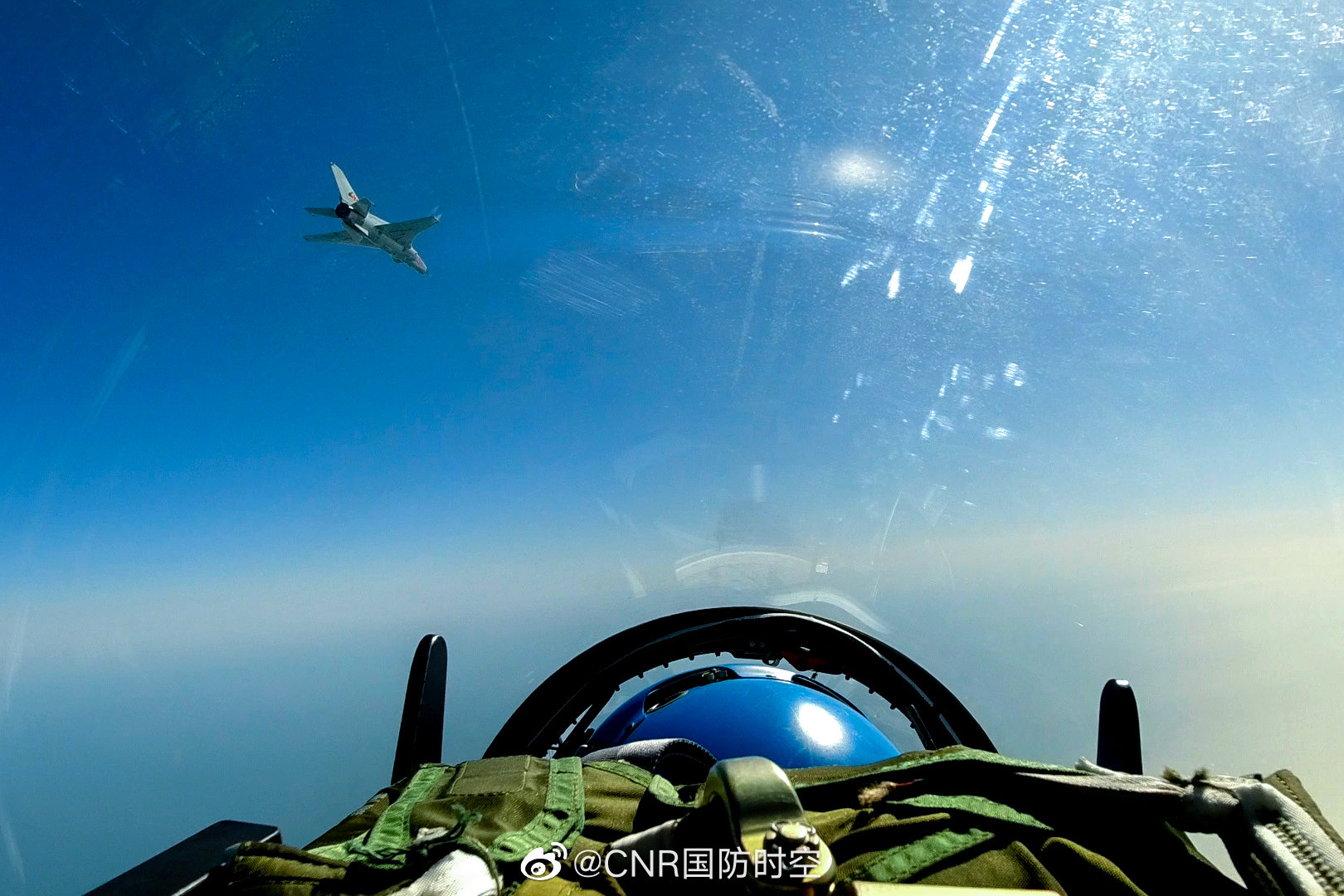 攻防大战上演极致较量掘金热火谁能笑到最后