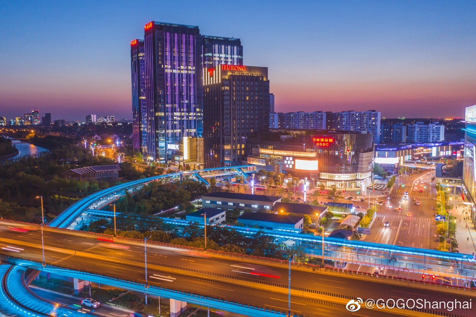 年度人气潮玩圣地商业地标中庚漫游城15万方一站式商业聚合体