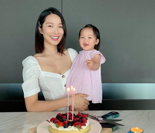 王祖蓝妻子李亚男怀二胎,为何选在父亲节宣布喜讯,原因你可知?