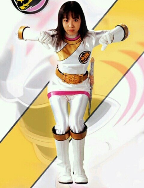 1 / 6  还记得小时候追过的白虎妹子/白虎女神:牙吠白/白虎战士――吗