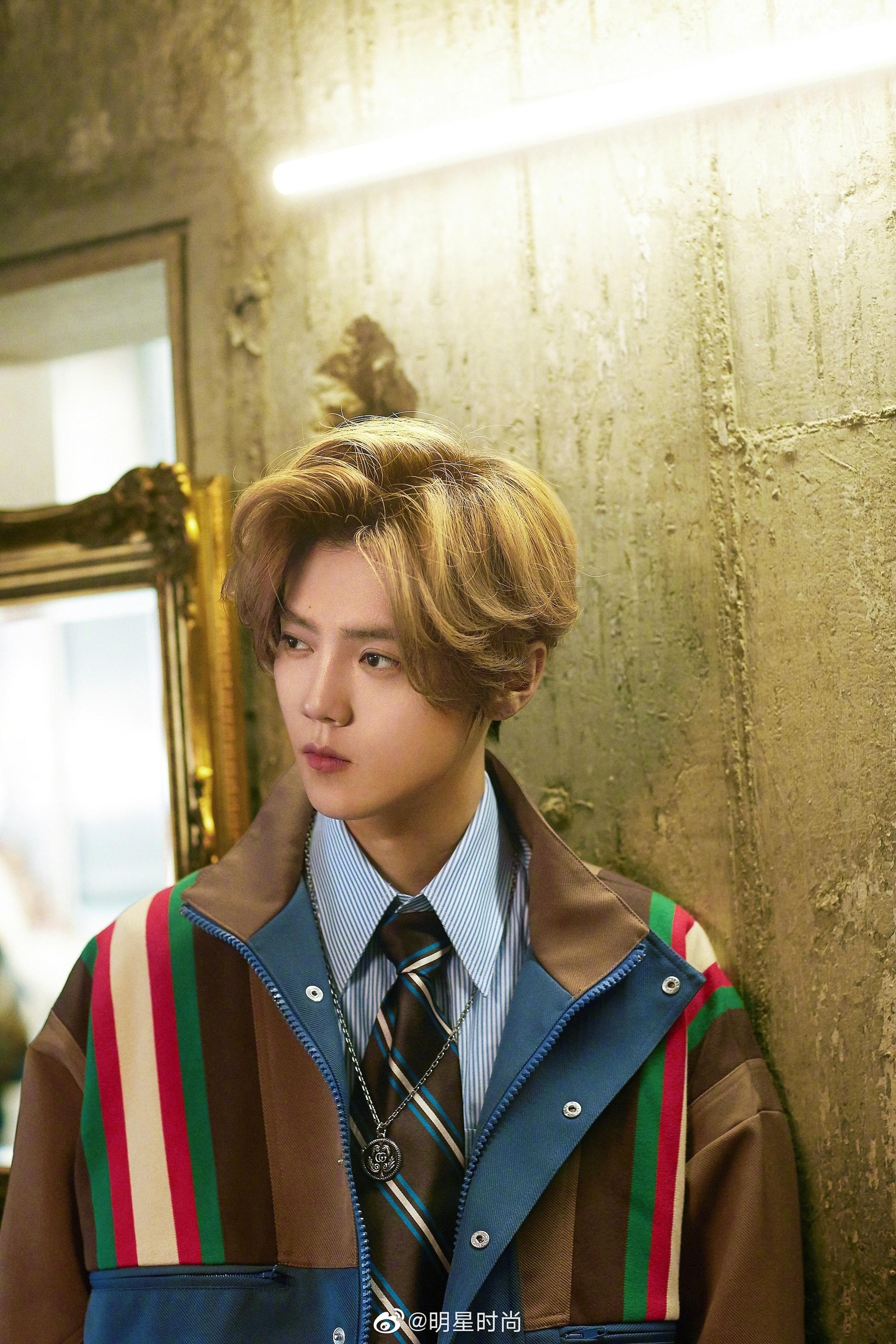 鹿晗《ellemen》4月刊,毛衣,印花衬衫,牛仔外套