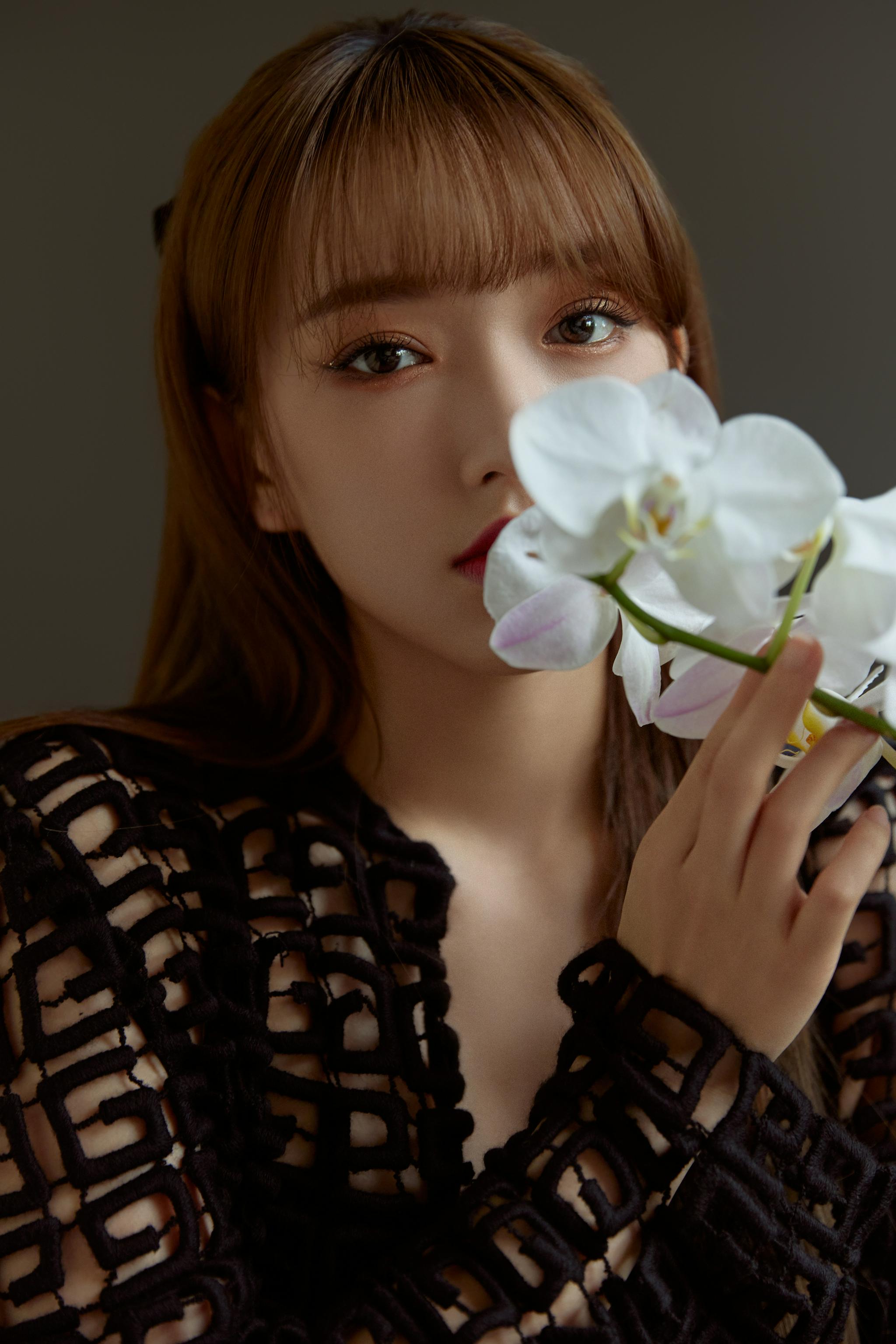 程潇品牌活动饭拍77造型图 潇潇状态好好!又甜又酷