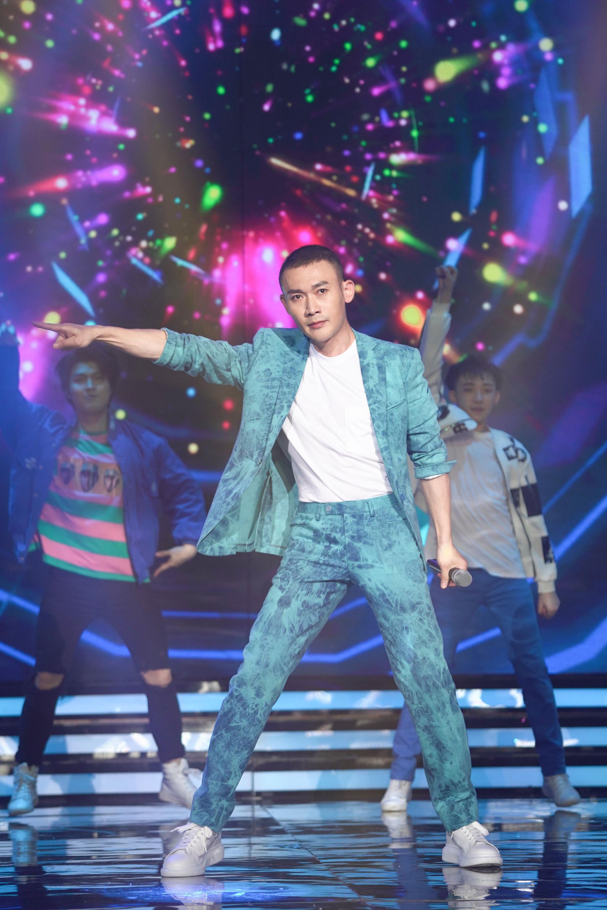 欢娱影视演员@聂远 今晚亮相《天天向上》节目