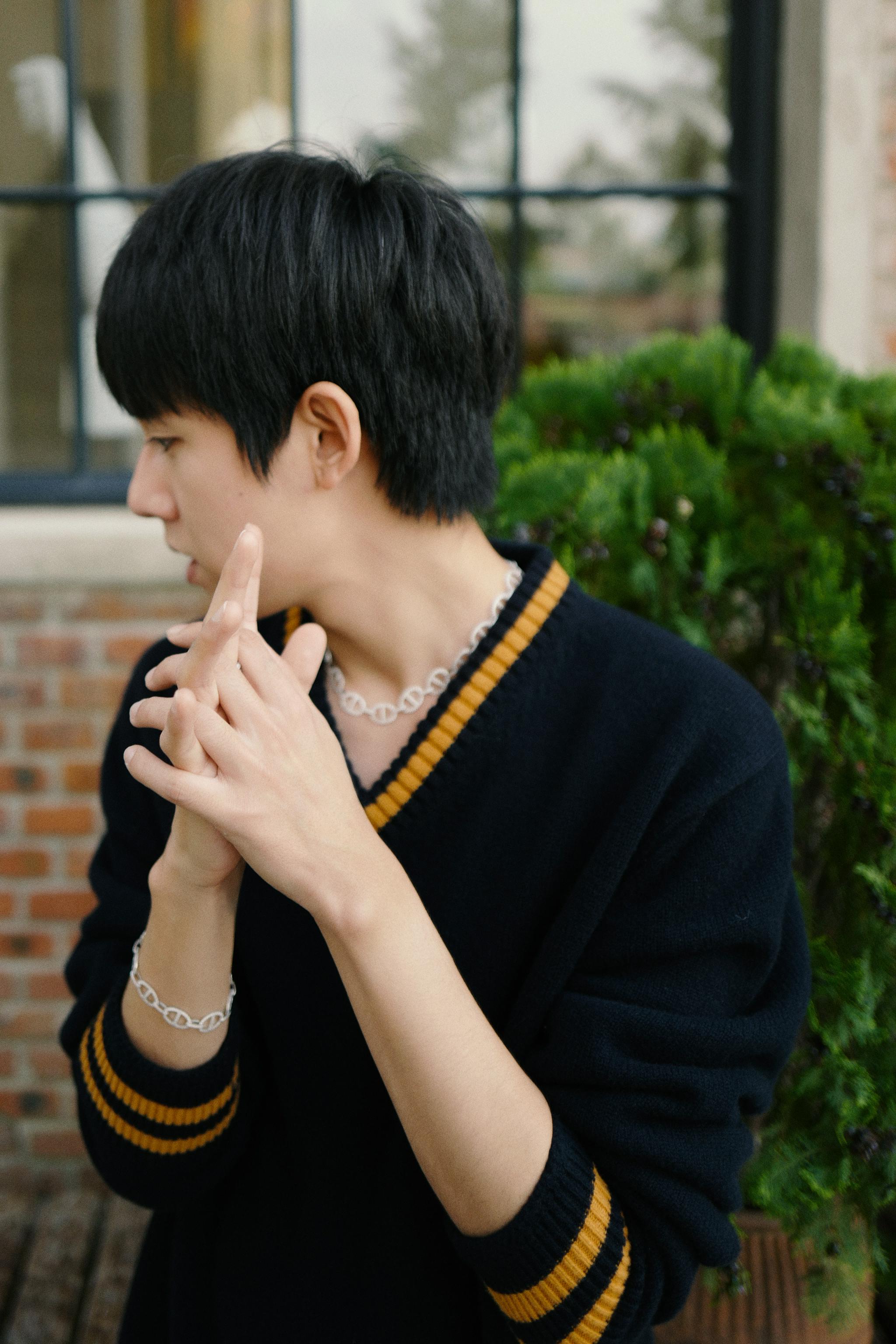 把美好留住,将热爱珍藏～@张耀gala 怼脸写真曝光……__财经头条