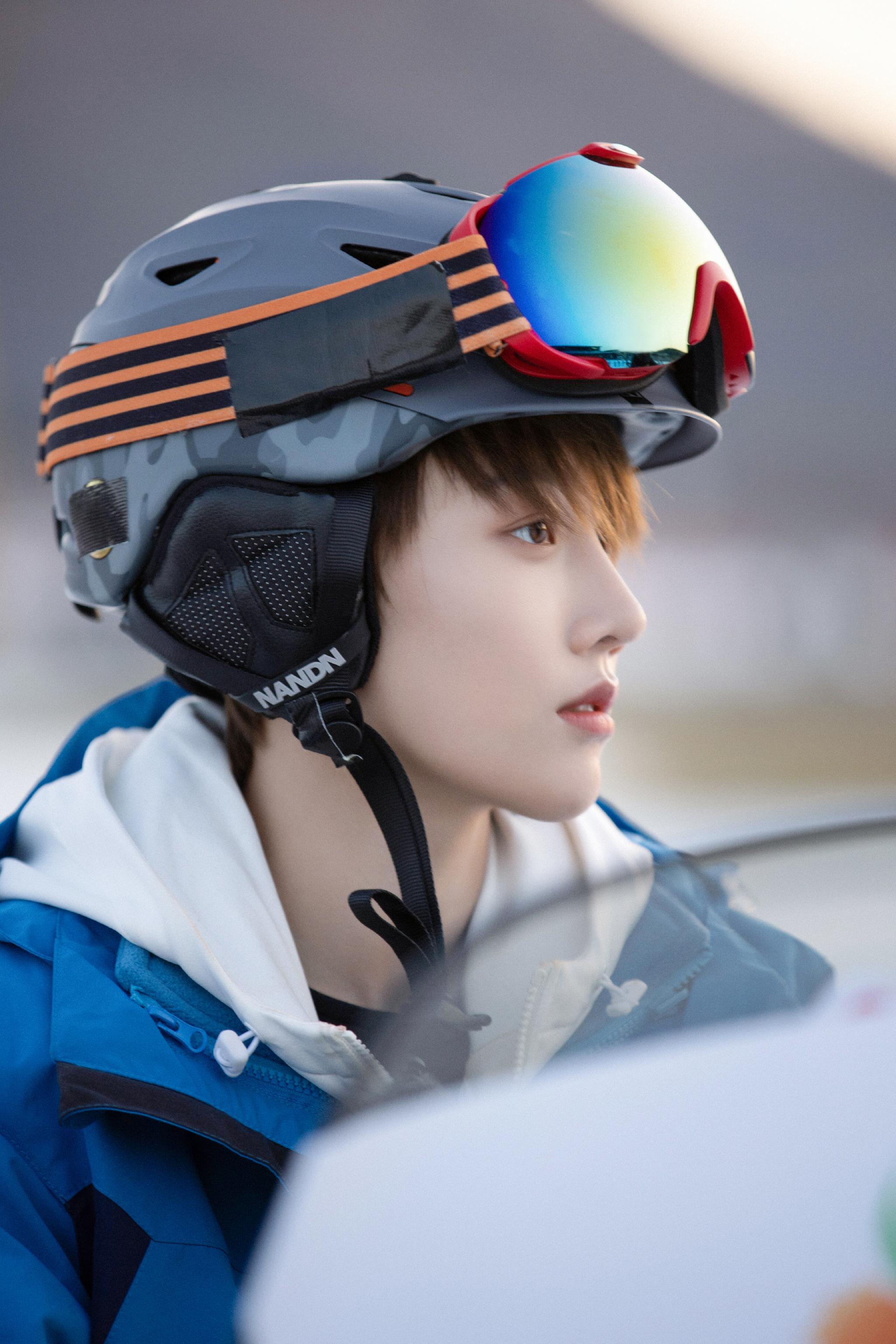 刘雨昕冬梦之约剧照来啦又酷又奶的刘老师