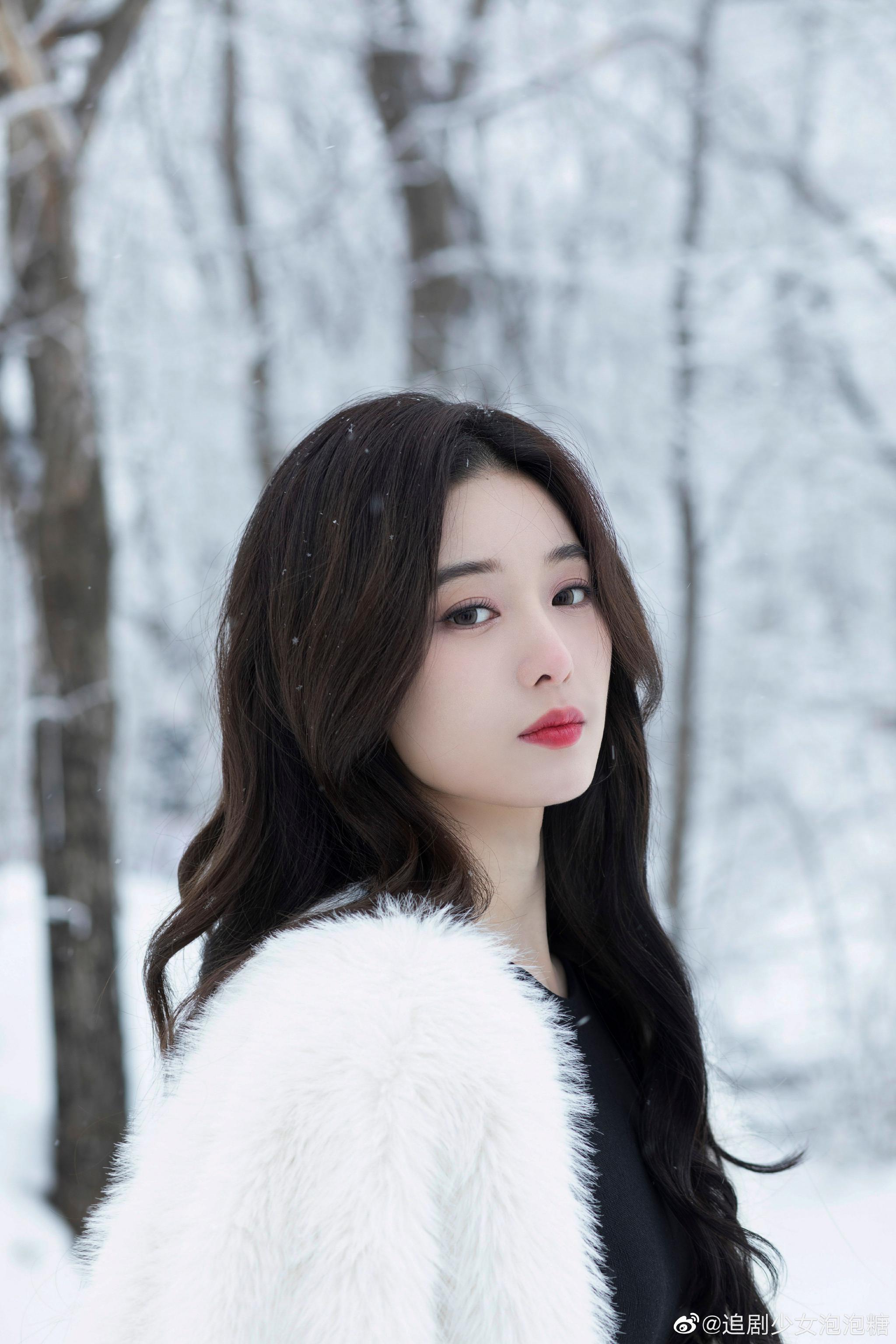 黄子韬和徐艺洋结婚是真的吗 徐艺洋的家庭背景和命格揭秘