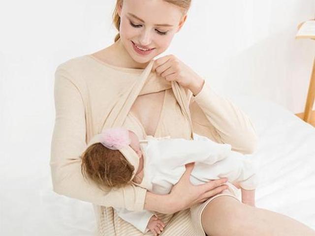 宝宝吃奶总呛奶咳嗽几声就好了,对孩子有啥影响吗?