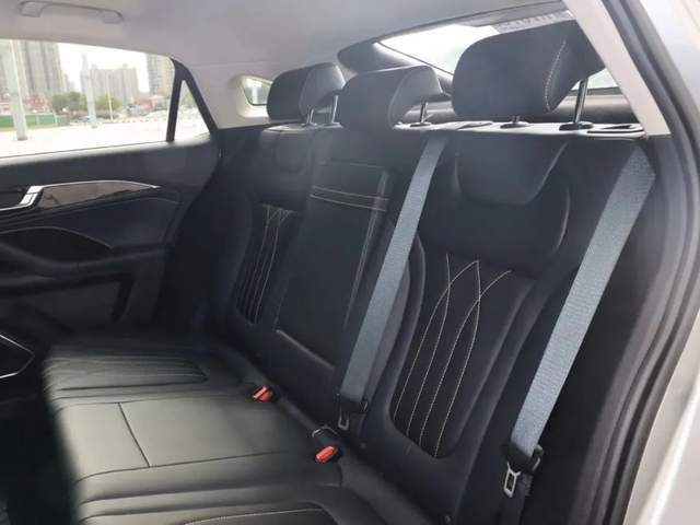 2.0T大对决 星瑞遇强敌 竟然价格都没优势