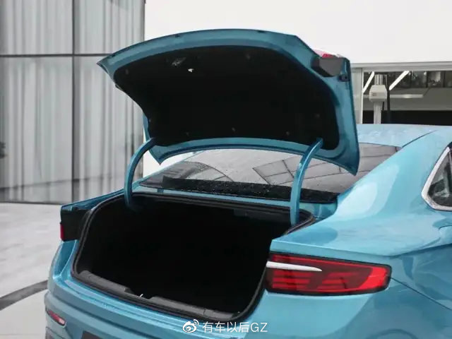 2.0T大对决 星瑞遇强敌 竟然价格都没优势