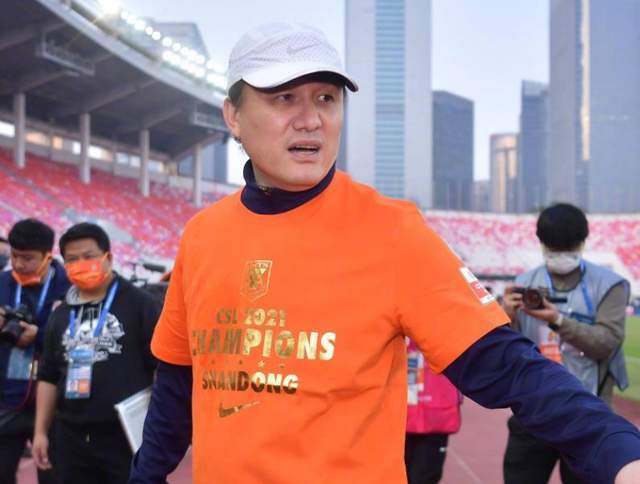 病情严重！郝伟感染新冠已7天：赛前站2分钟都坚持不住！