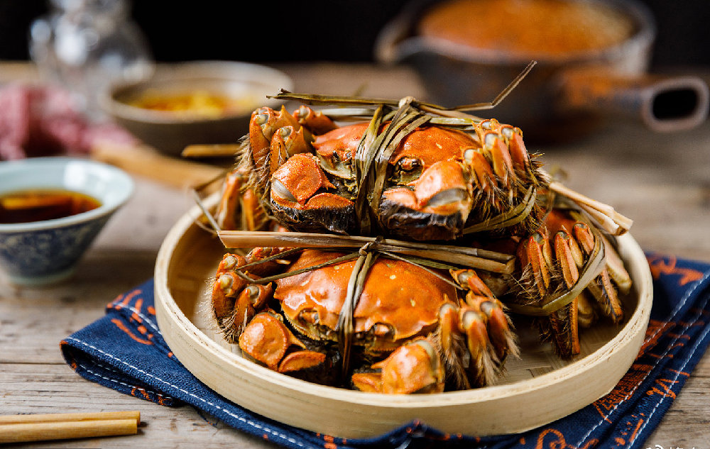 【蜂鸟】当大闸蟹缺席中秋节:价格上涨,为何蟹农反而更焦虑?