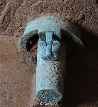 镶嵌成千上万绿松石,2014年初陕西宝鸡市岐山县贺家村的周原遗址出土
