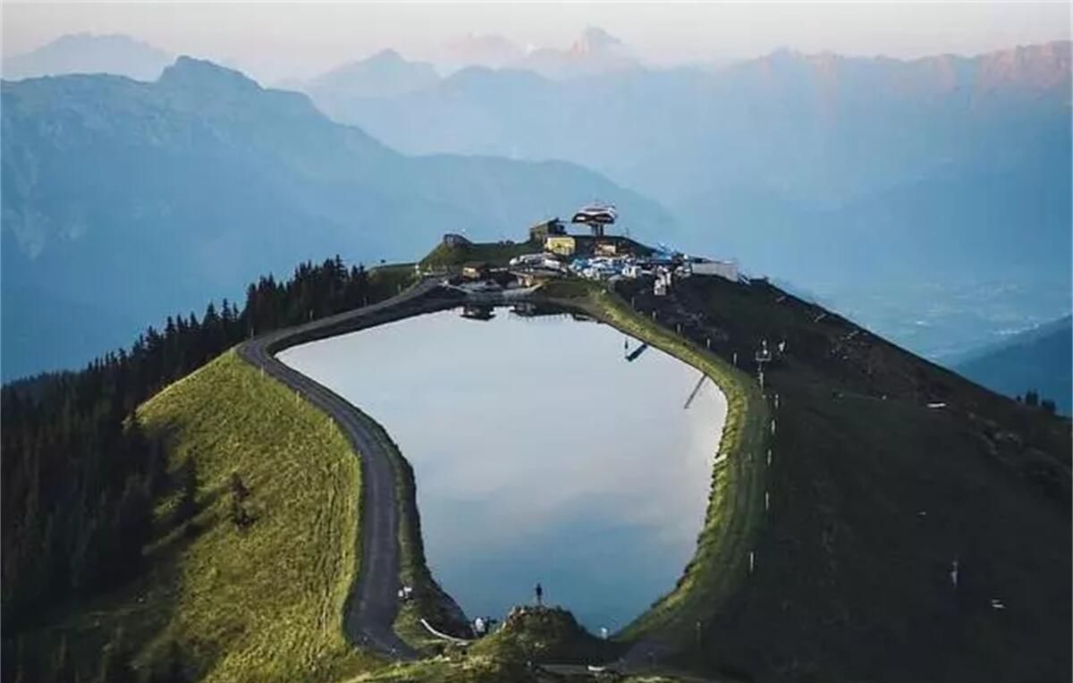 34张不可思议的照片,居然没有一张PS过休闲区蓝鸢梦想 - Www.slyday.coM 34张不可思议的照片,居然没有一张PS过休闲区蓝鸢梦想 - Www.slyday.coM