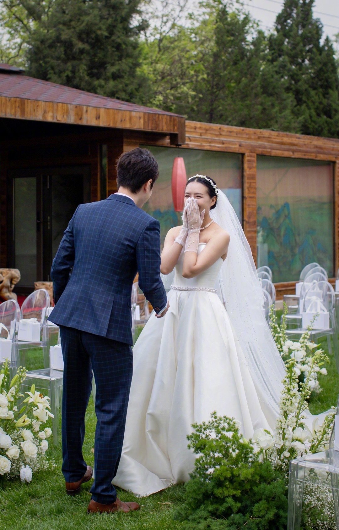 快乐女声@喻佳丽 今日北京大婚,圈内好友悉数到场