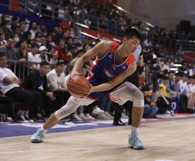 湘北传奇继承者,最会打篮球的师兄都在这里|cba|钱江|李玮颢_新浪新闻