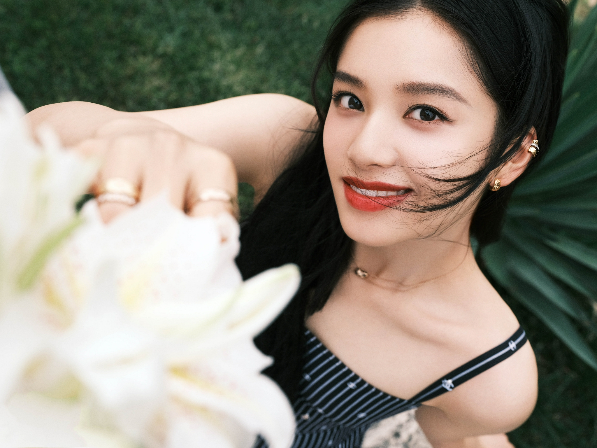 香奈儿coco crush,那日,天蓝,草绿,花草芬芳|香奈儿|张婧仪|crush