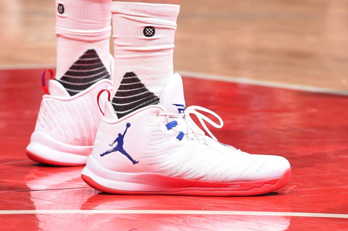 格里芬球鞋上脚特写!