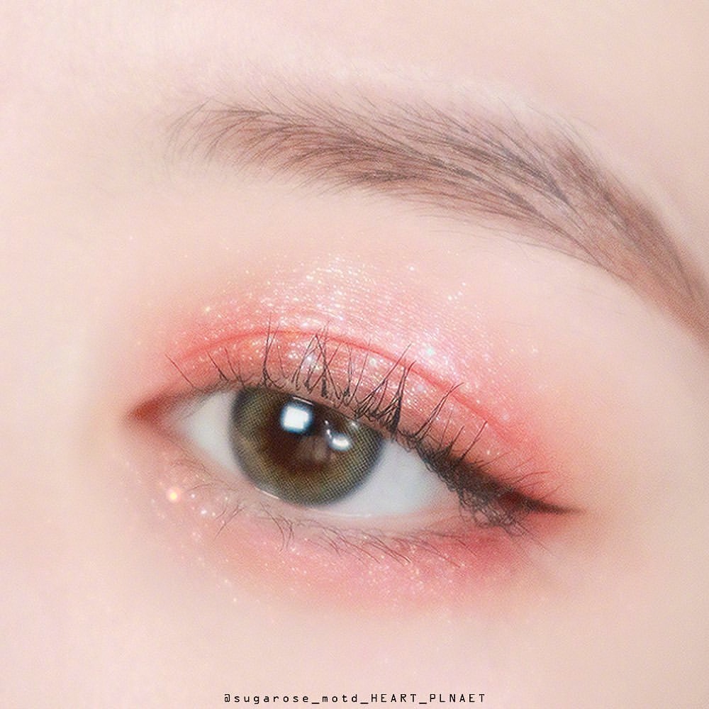 超级适合春夏的橘粉色系眼影试色日常出街一盘就