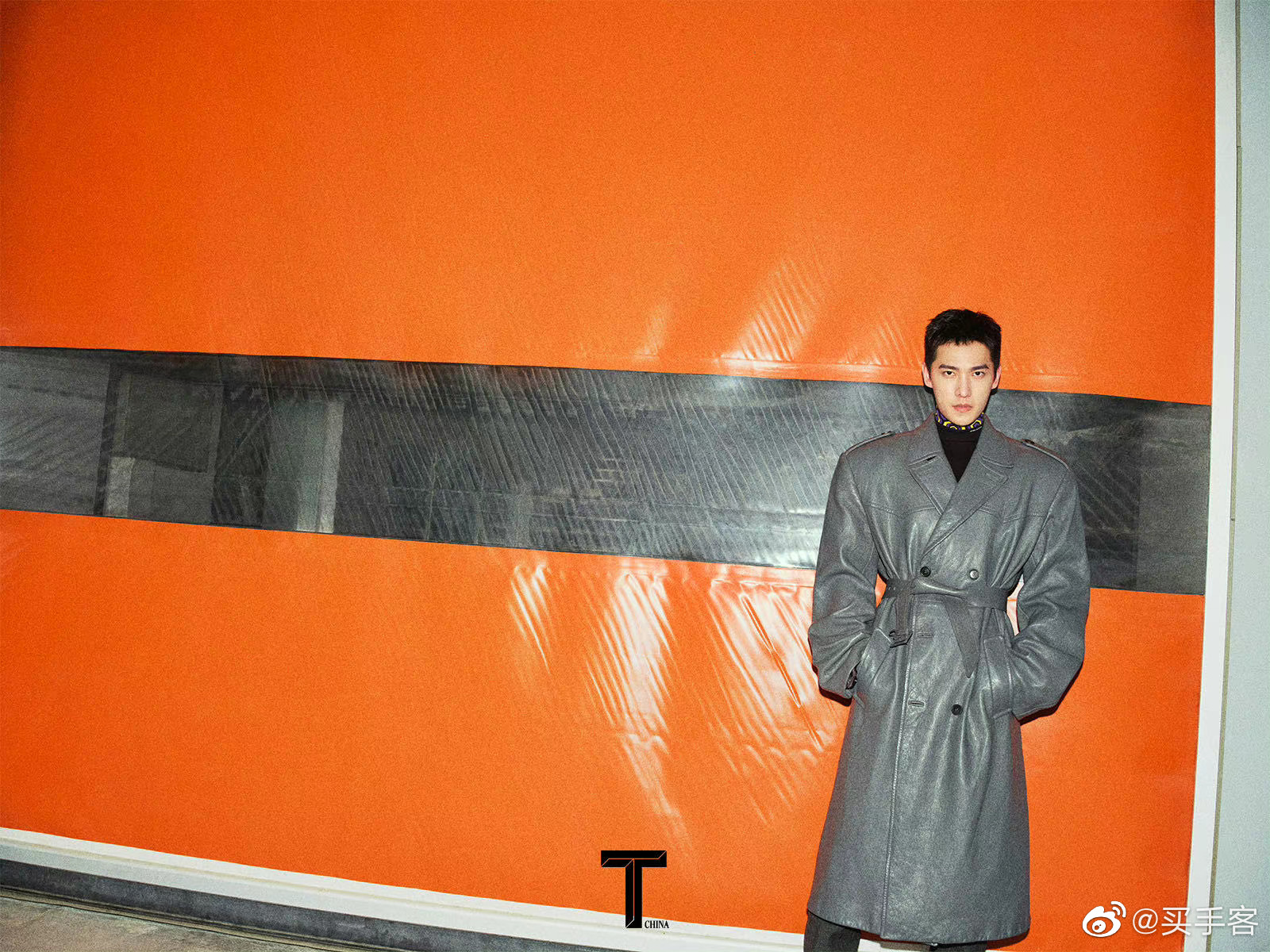 杨洋身着dunhill 2022秋冬系列登上《t》九月刊封面……__财经头条