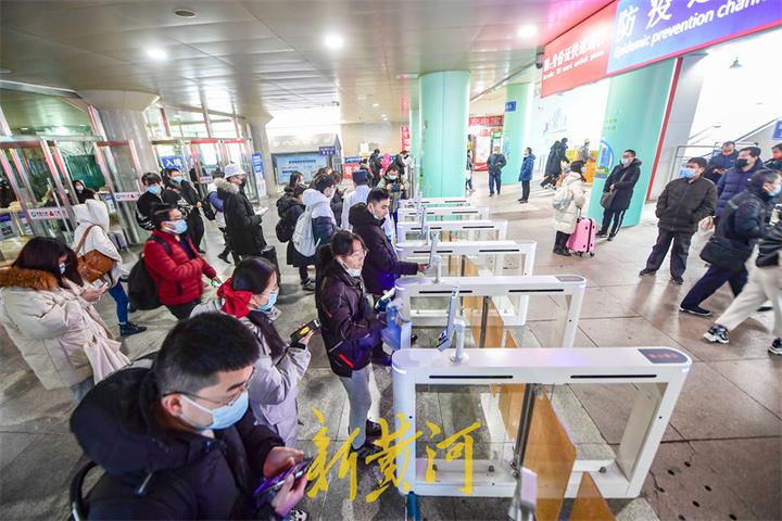 济南火车站出站口时隔8年再度升级 出口验票通道增至23个|出站口|济南
